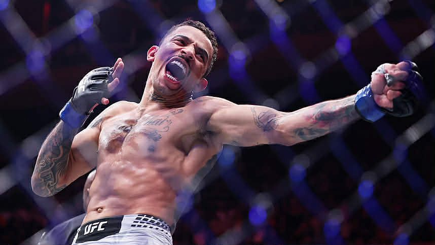 Carlos Prates in de cage